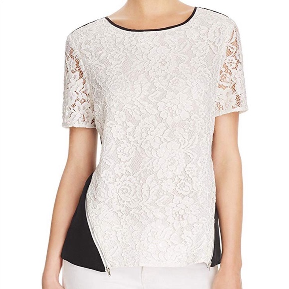 Dora Landa Tops - Dora Landa Lace Mini Zip Detail Blouse